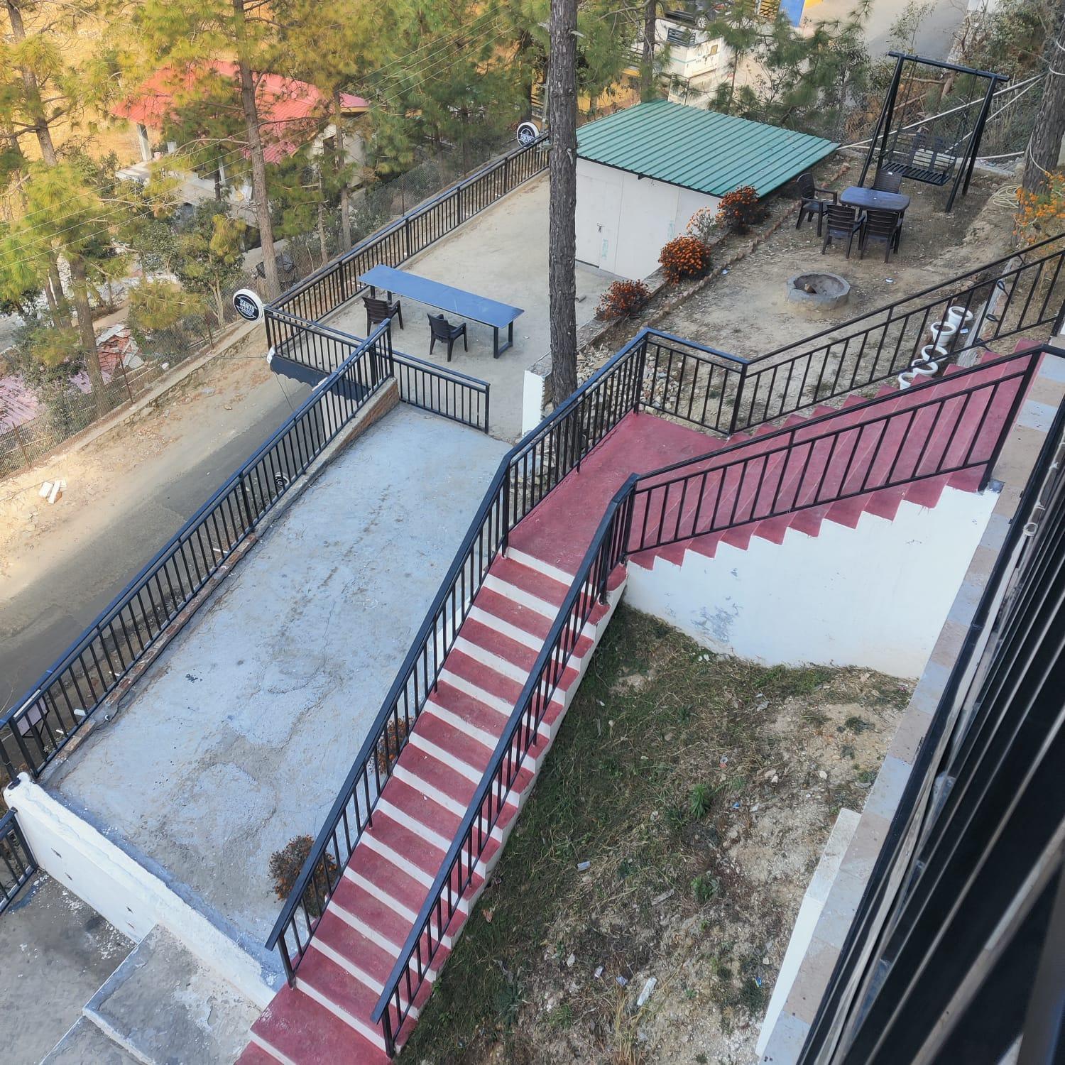 Hotel Pearl Residency Mukteshwar Zewnętrze zdjęcie